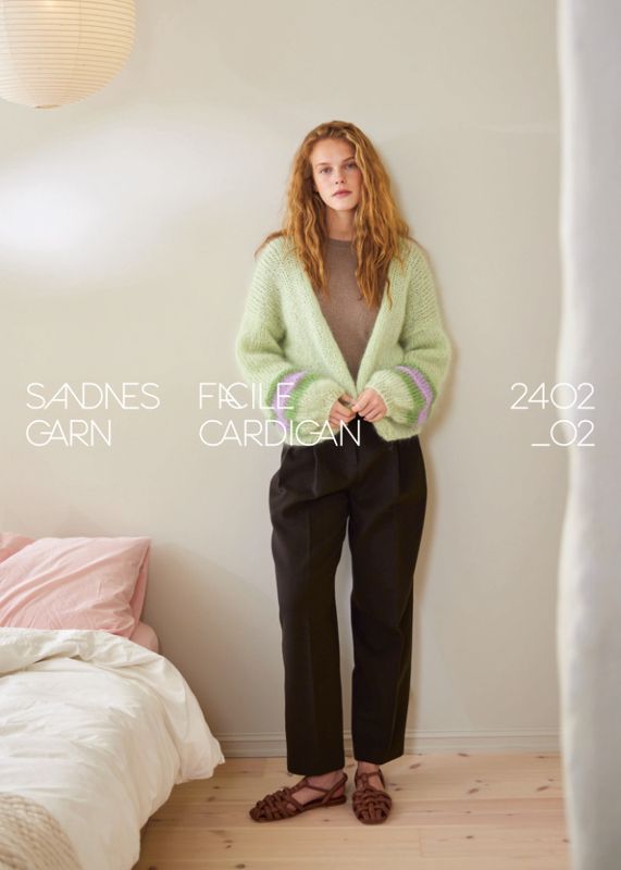 2402-2 Facile Cardigan (dobbel tråd)