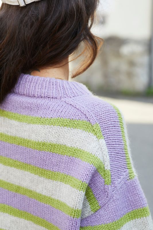 452 Uni stripegenser