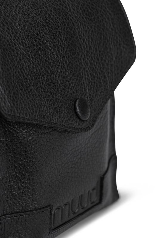 Betina - Black