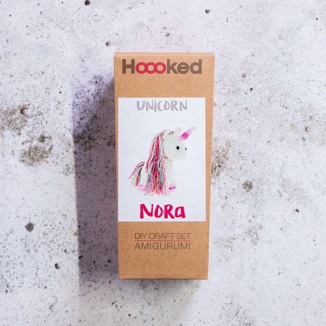 Hovedbilde DIY Heklesett Unicorn Nora